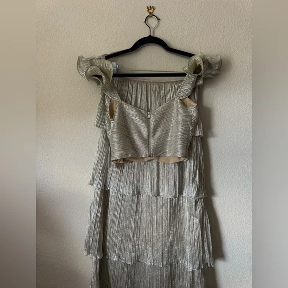 Saylor Gianna Set in Platinum size small - Picture 2 of 6